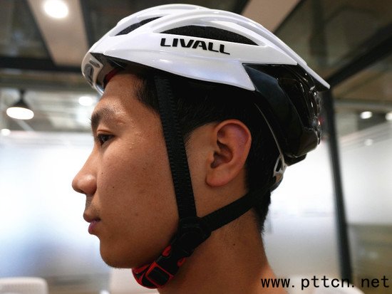 LIVALL�T���W���u�y���������� �����T�а�ȫ